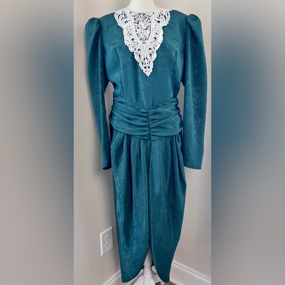 VINTAGE 80s Scott McClintock emerald holiday DRESS - Picture 1 of 12
